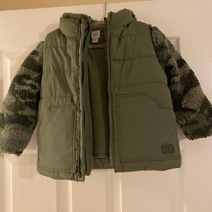 GAP Toddler 3-in-1 Camo Jacket, 2T